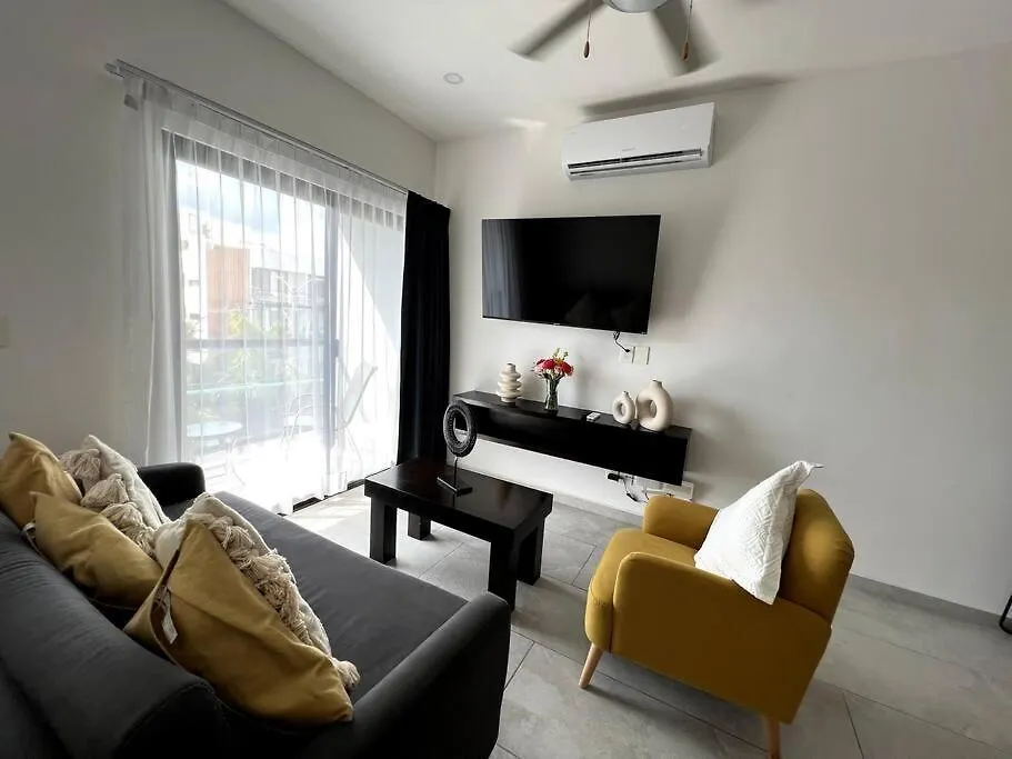 Apartment Fast Wifi/5 Min Beach/Private Parking Playa del Carmen