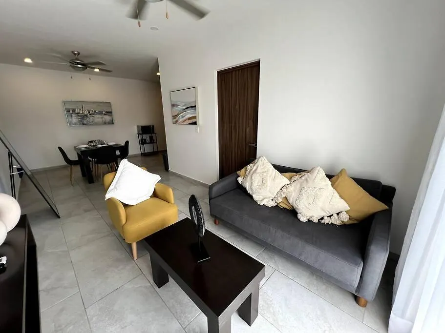Fast Wifi/5 Min Beach/Private Parking 신데 델 카르멘 아파트